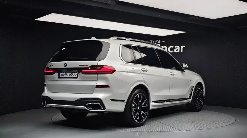 BMW X7