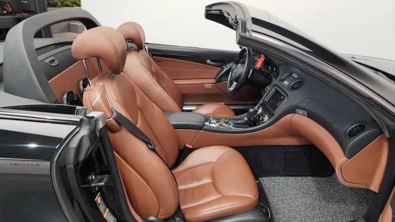 Mercedes-Benz SL-Class