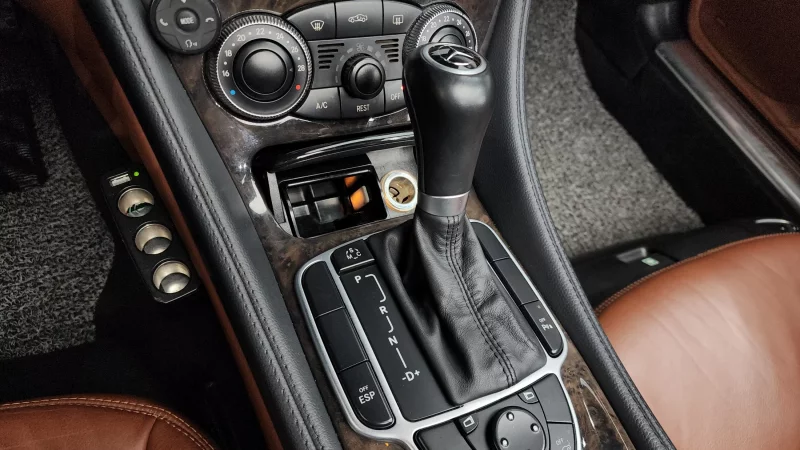 Mercedes-Benz SL-Class