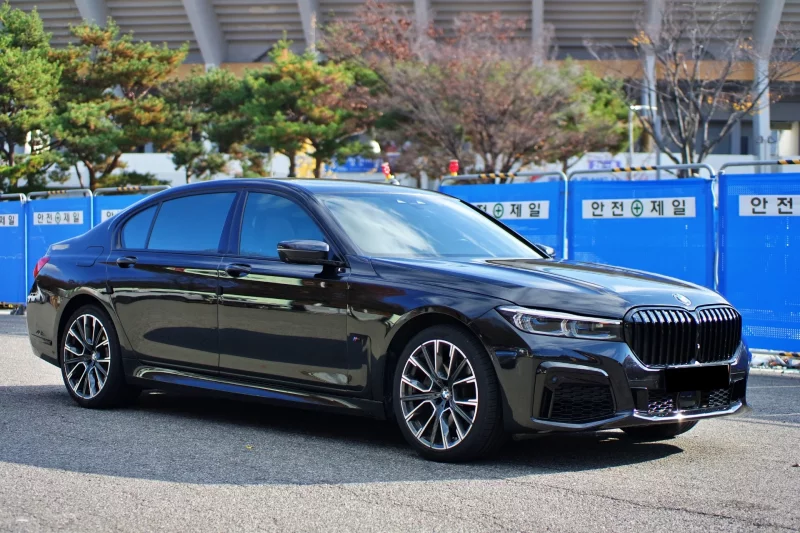 BMW 7-Series