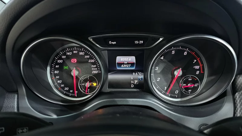 Mercedes-Benz GLA-Class