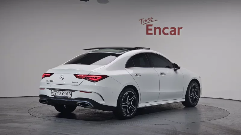 Mercedes-Benz CLA-Class