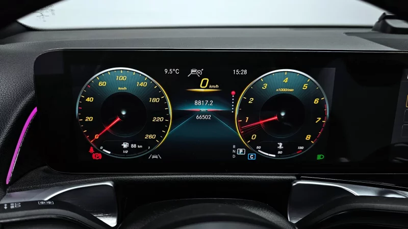 Mercedes-Benz GLB-Class