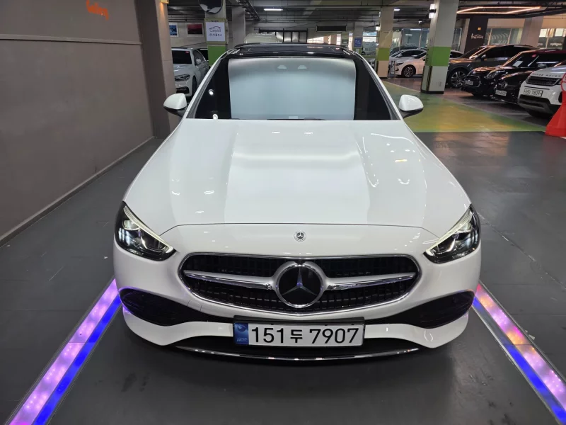 Mercedes-Benz C-Class