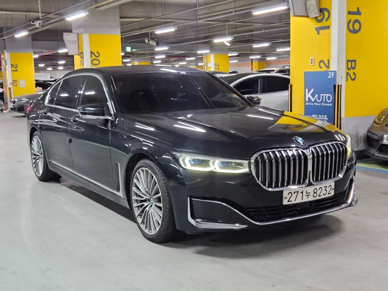 BMW 7-Series