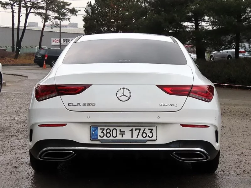 Mercedes-Benz CLA-Class