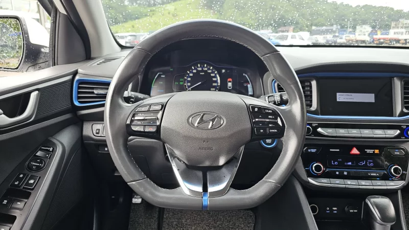 Hyundai Ioniq