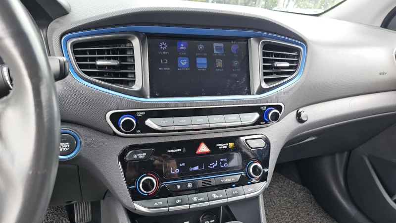 Hyundai Ioniq