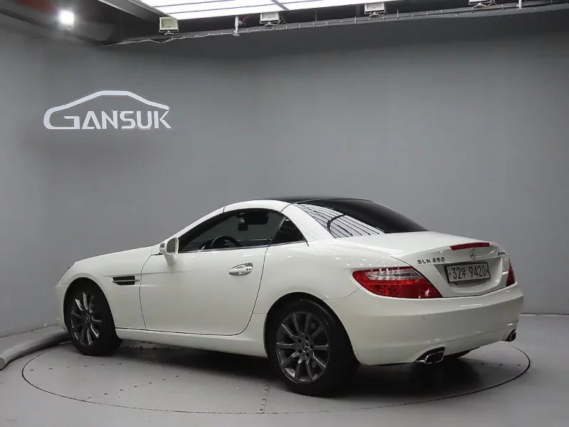 Mercedes-Benz SLK-Class