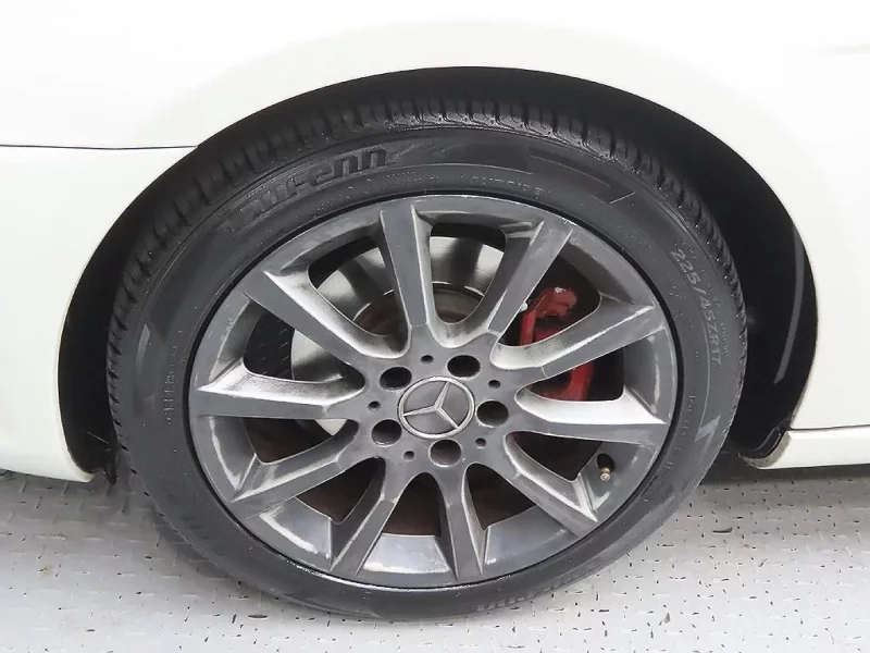 Mercedes-Benz SLK-Class