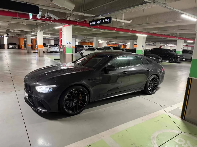 Mercedes-Benz AMG GT