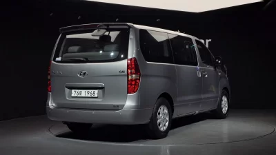 Hyundai Starex