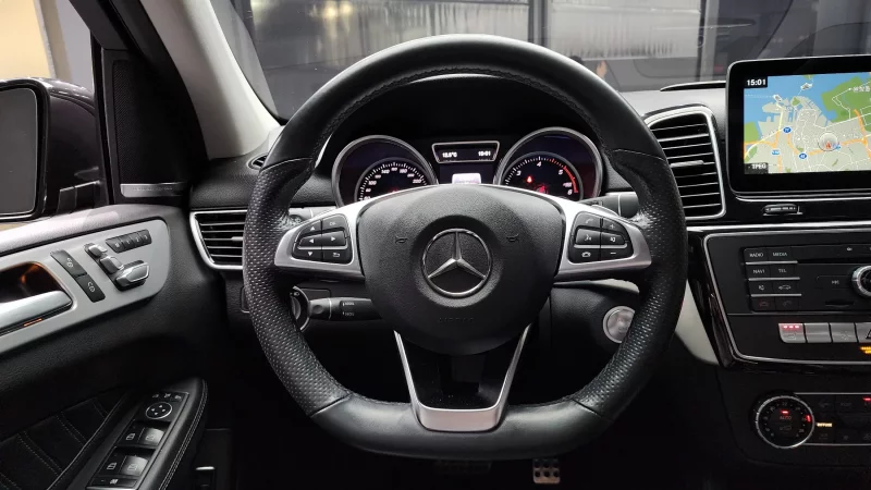 Mercedes-Benz GLE-Class