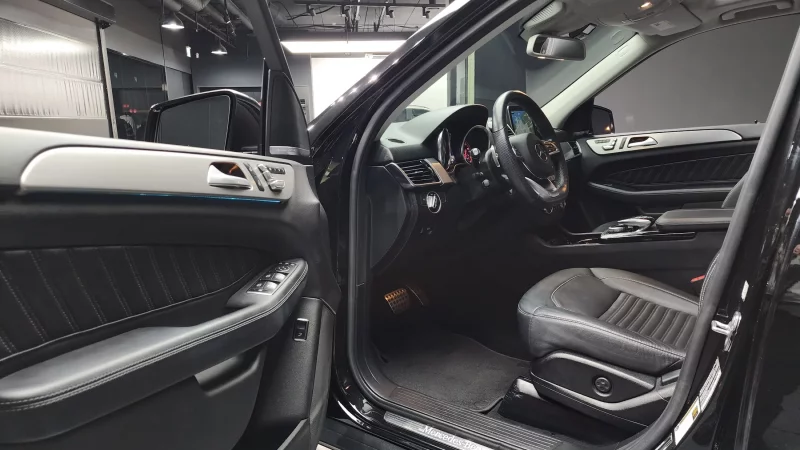 Mercedes-Benz GLE-Class