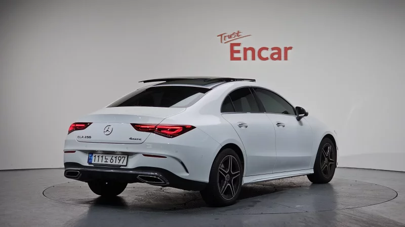 Mercedes-Benz CLA-Class