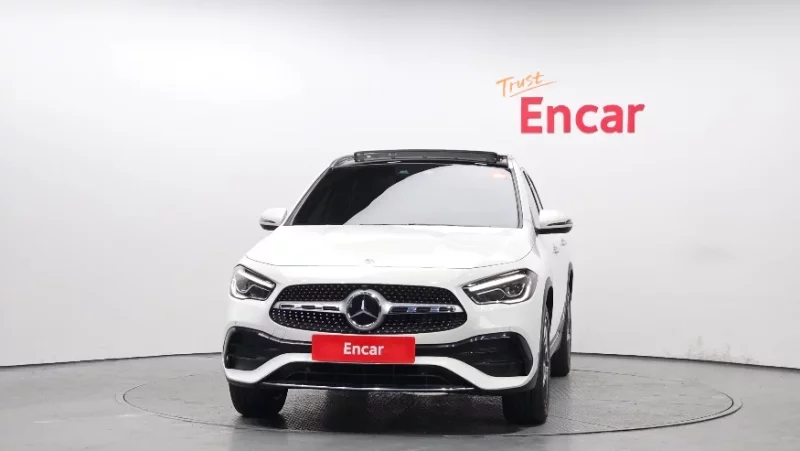 Mercedes-Benz GLA-Class