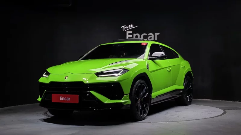 Lamborghini URUS