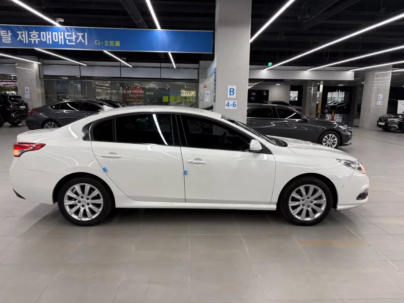 Renault Samsung SM5