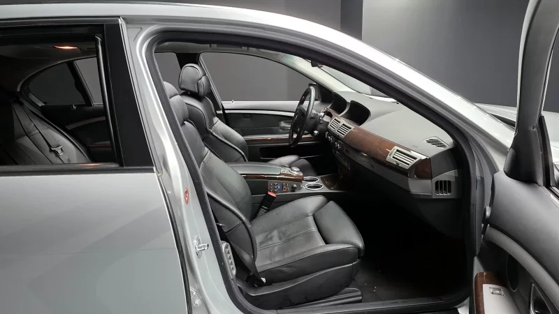 BMW 7-Series