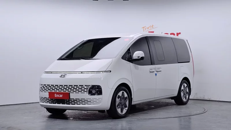 Hyundai Staria