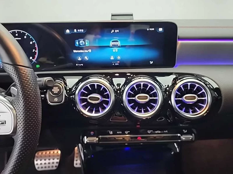 Mercedes-Benz CLA-Class