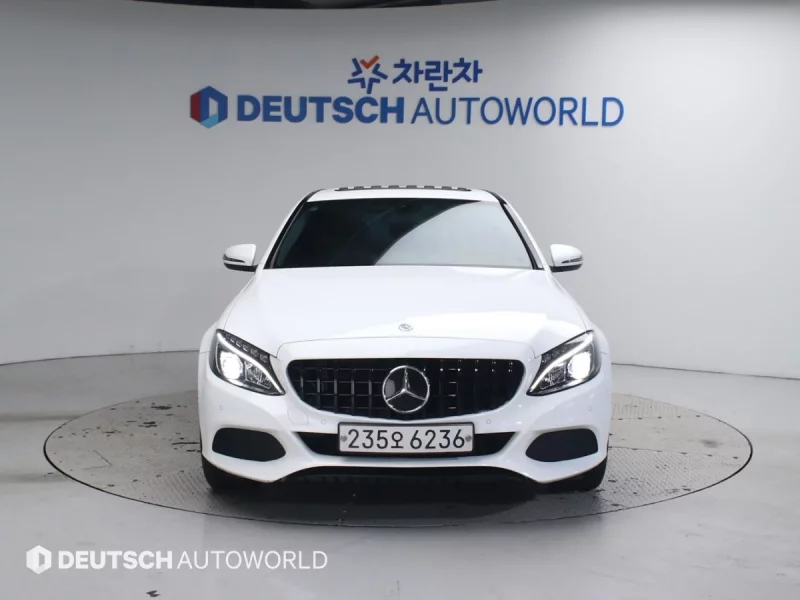 Mercedes-Benz C-Class