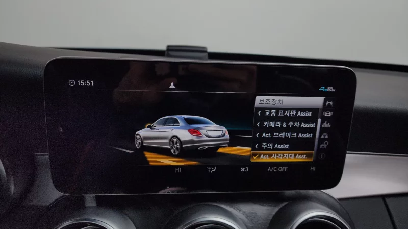 Mercedes-Benz C-Class