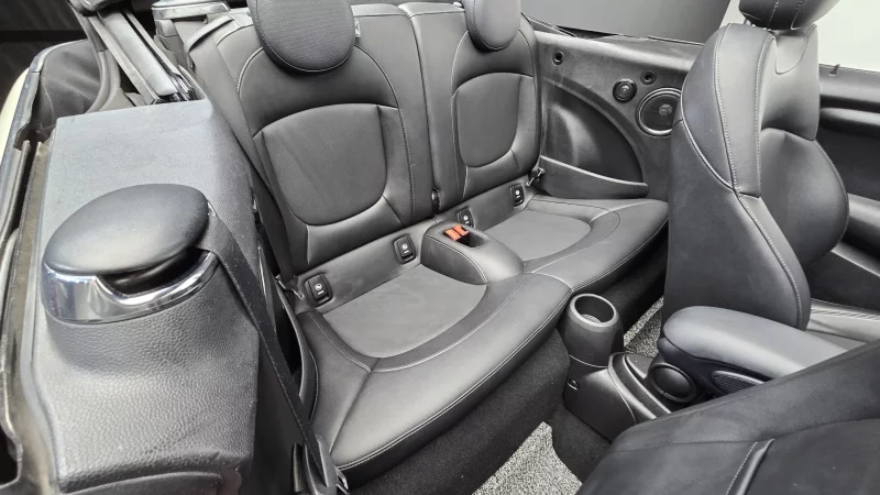 MINI Cooper Convertible