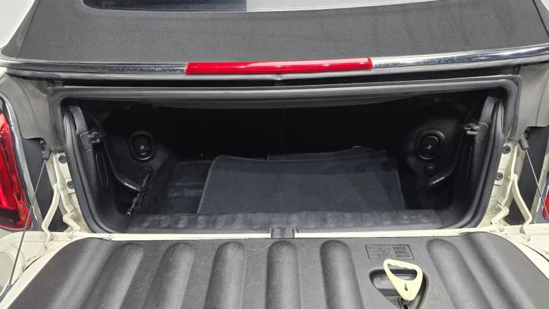 MINI Cooper Convertible