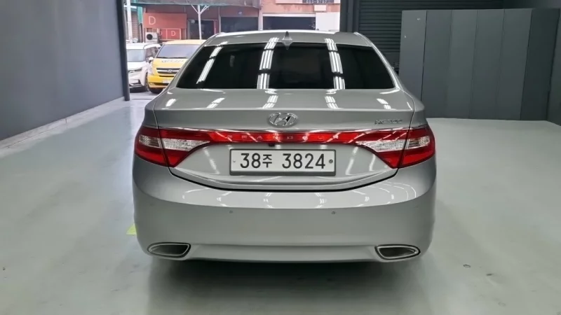 Hyundai Grandeur