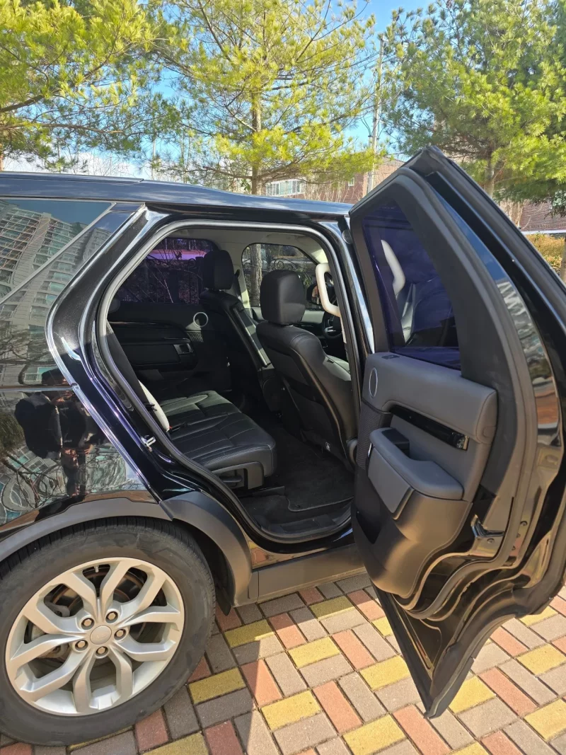 Land Rover DISCOVERY