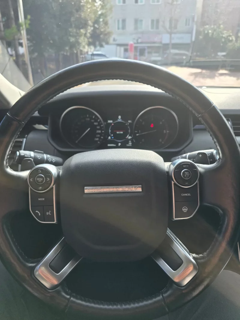 Land Rover DISCOVERY