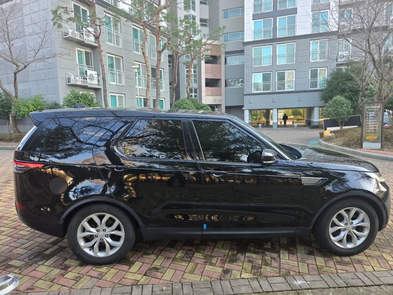 Land Rover DISCOVERY