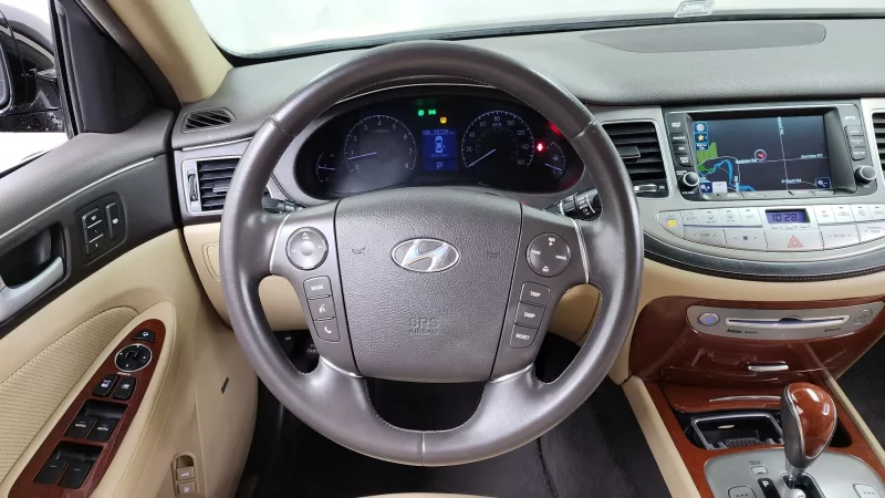 Hyundai Genesis