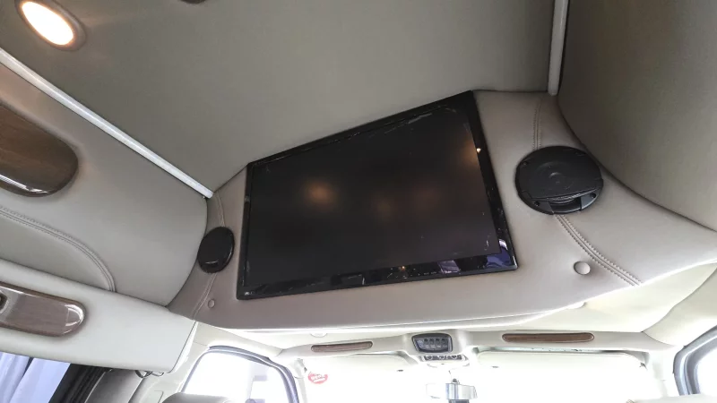 Chevrolet Express Van