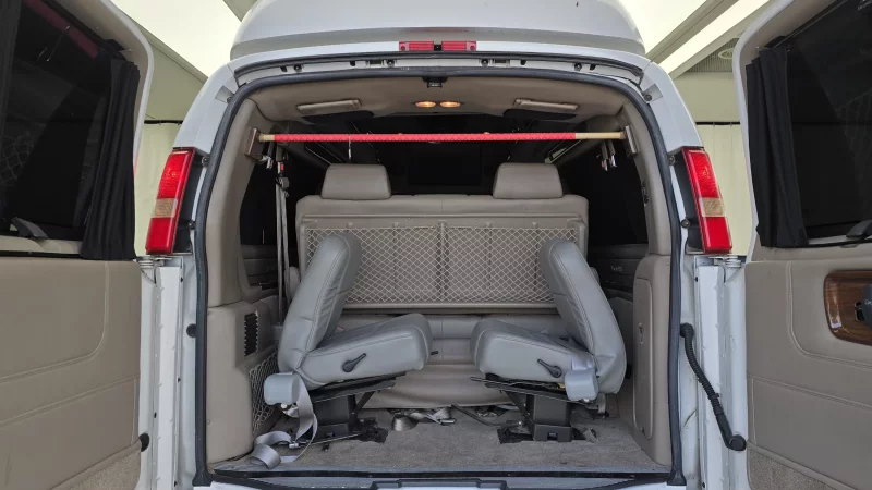 Chevrolet Express Van