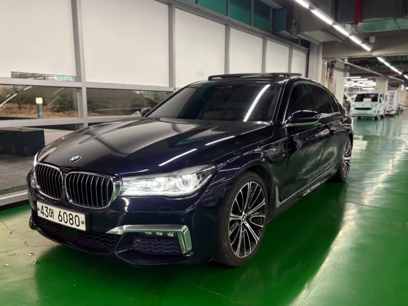BMW 7-Series