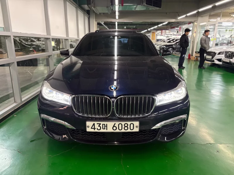 BMW 7-Series