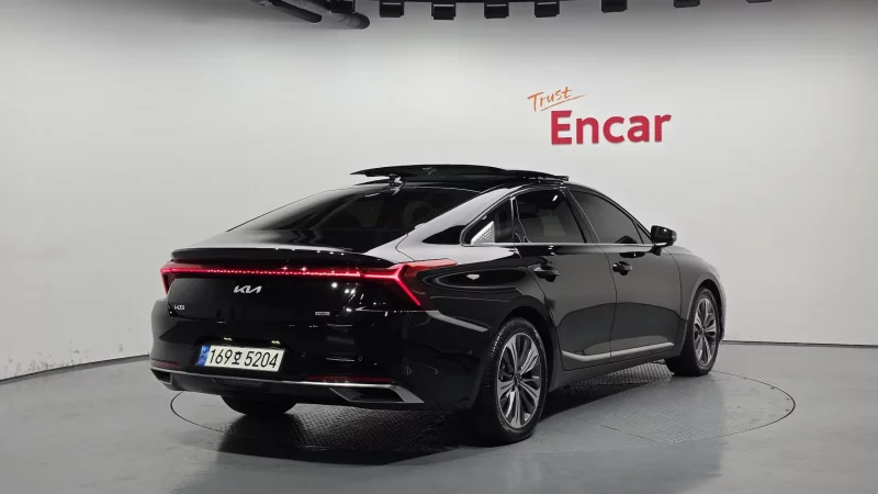 Kia K8