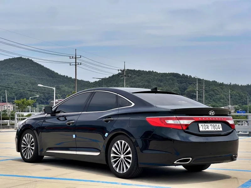 Hyundai Grandeur