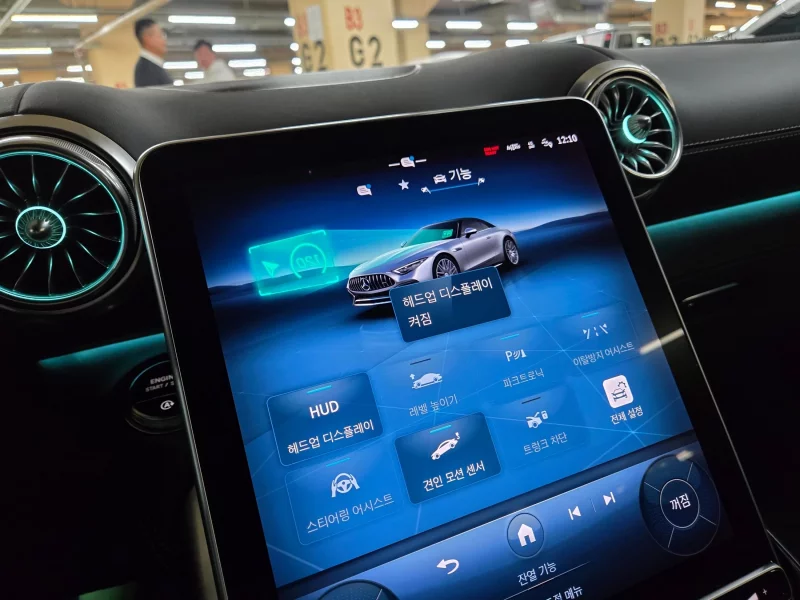 Mercedes-Benz SL-Class