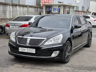 Hyundai Equus