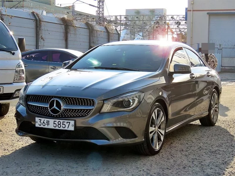 Mercedes-Benz CLA-Class