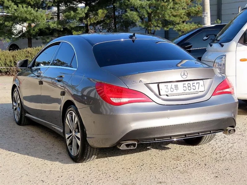 Mercedes-Benz CLA-Class