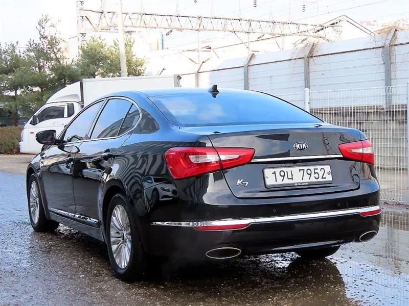 Kia K7