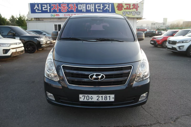 Hyundai Grand Starex