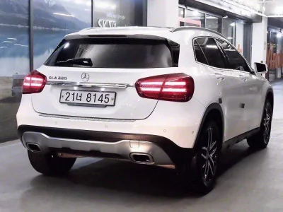 Mercedes-Benz GLA-Class