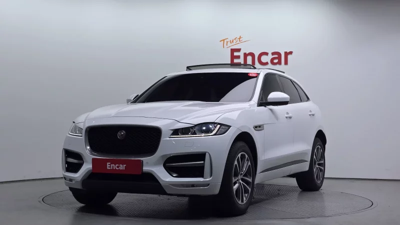 Jaguar F-PACE