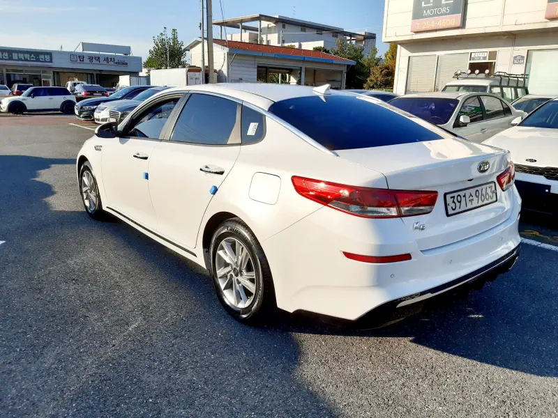 Kia K5