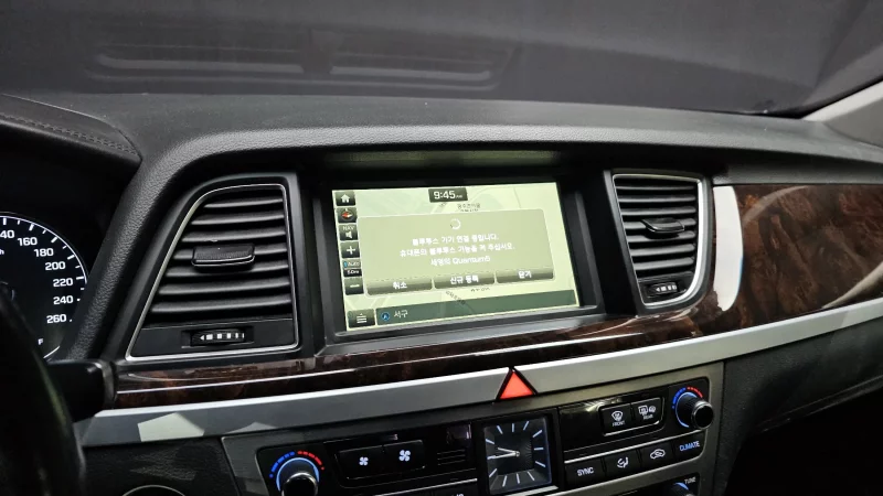 Hyundai Genesis